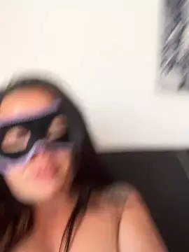 Sarettamiss online show from March 2025 12:46:02 PM