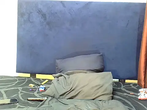 ReginaStar16 online show from April 2026 08:21:01 PM