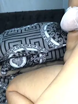 aisha-sajady online show from February 2026 09:10:01 PM