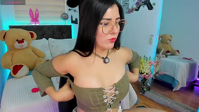 Luxxur69 online show from April 2026 09:04:01 PM