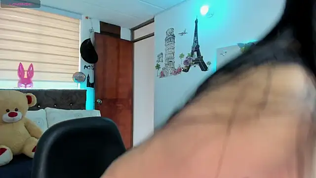 Luxxur69 online show from April 2026 03:27:01 PM