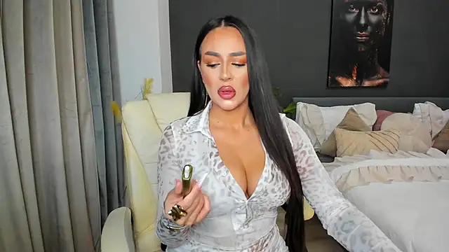 Sonia  Rey online show from February 2026 08:11:02 PM