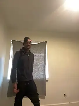 Snapshot of honeybrow chatting on December 2024 03:35:01 PM honeybrow online show from December 2024 03:35:01 PM