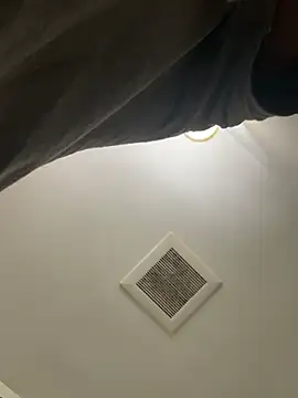 Snapshot of honeybrow chatting on January 2025 03:24:01 PM honeybrow online show from January 2025 03:24:01 PM