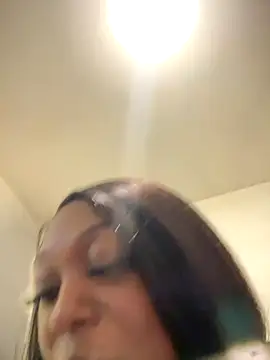 Snapshot of honeybrow chatting on October 2025 09:36:02 PM honeybrow online show from October 2025 09:36:02 PM