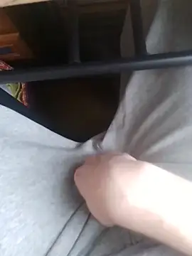 krissraw online show from December 2025 10:41:01 AM