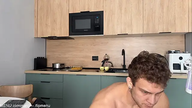 Adam misti online show from March 2026 08:19:01 AM