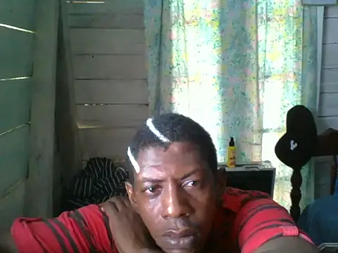 Snapshot of PELOVER chatting on October 2025 08:21:02 PM PELOVER online show from October 2025 08:21:02 PM