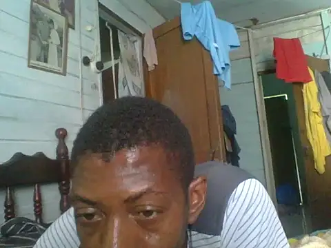 Snapshot of PELOVER chatting on September 2025 09:37:01 PM PELOVER online show from September 2025 09:37:01 PM