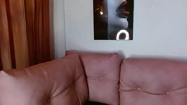 hinataleecs online show from September 2025 09:47:01 PM