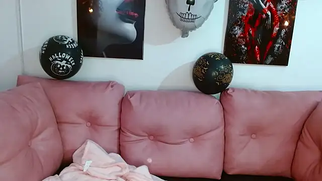 hinataleecs online show from October 2025 08:53:02 PM