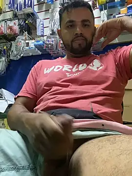 Snapshot of Sheik_z_o chatting on March 2025 05:55:02 PM Sheik z o online show from March 2025 05:55:02 PM