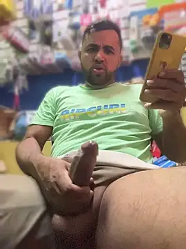 Sheik z o online show from April 2026 01:24:02 PM