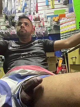 Sheik z o online show from March 2026 06:47:01 PM