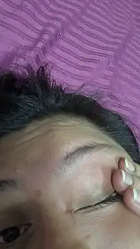 EmpaticBolillo online show from November 2025 01:09:01 AM