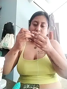 EmpaticBolillo online show from March 2026 03:12:01 PM