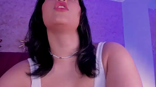 LorenaStevens online show from September 2025 01:18:01 PM