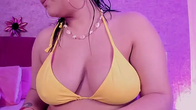 LorenaStevens online show from December 2025 01:58:02 PM