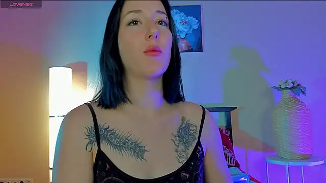 adell berry online show from October 2025 01:50:02 AM