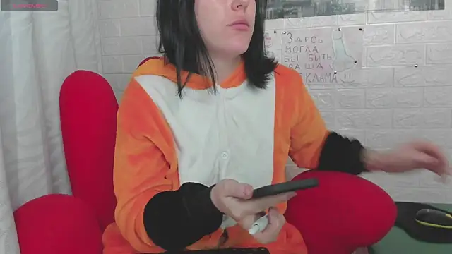 adell berry online show from November 2025 01:32:02 AM