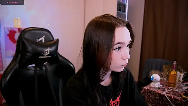 Kimiko   online show from March 2025 12:28:01 PM
