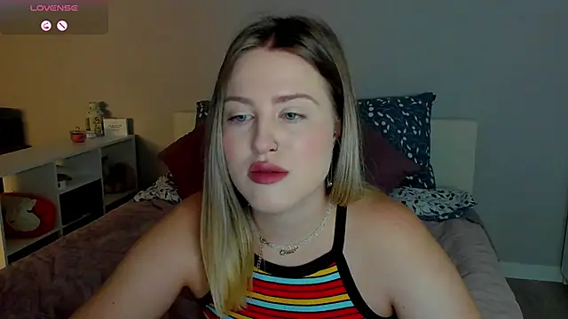 Snapshot of _Sarah_Soul_ chatting on September 2025 12:10:02 AM Sarah Soul online show from September 2025 12:10:02 AM