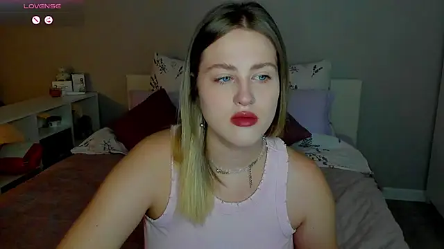Snapshot of _Sarah_Soul_ chatting on October 2025 12:12:02 AM Sarah Soul online show from October 2025 12:12:02 AM