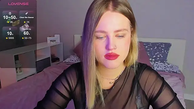 Snapshot of _Sarah_Soul_ chatting on October 2025 12:18:02 AM Sarah Soul online show from October 2025 12:18:02 AM