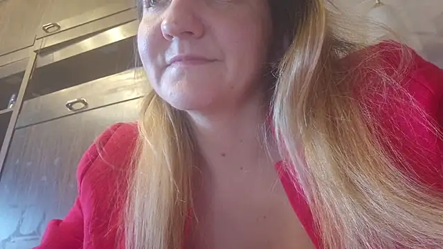 EstrellaWalters online show from May 2026 01:41:01 PM