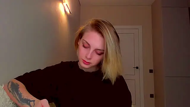 pretty girlnextdoor online show from March 2025 07:01:02 PM