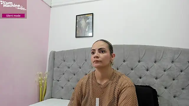 Valesskahall online show from November 2025 12:09:02 PM