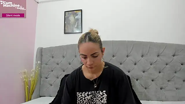 Valesskahall online show from October 2025 11:53:01 AM