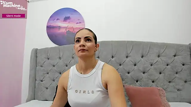 Valesskahall online show from November 2025 11:58:01 AM