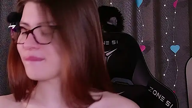 callmetori online show from April 2026 10:18:02 AM