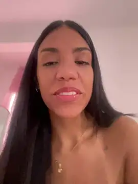 Snapshot of -Naomyy- chatting on February 2025 05:29:02 PM -Naomyy- online show from February 2025 05:29:02 PM