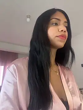 -Naomyy- online show from November 2025 02:53:02 PM