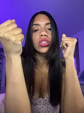 Snapshot of -Naomyy- chatting on February 2025 11:57:02 PM -Naomyy- online show from February 2025 11:57:02 PM