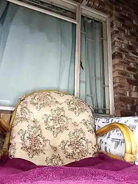 Dark Berry 26 online show from November 2025 10:46:01 PM