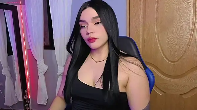 Snapshot of Veronica_111 chatting on July 2026 03:48:01 AM Veronica 111 online show from July 2026 03:48:01 AM