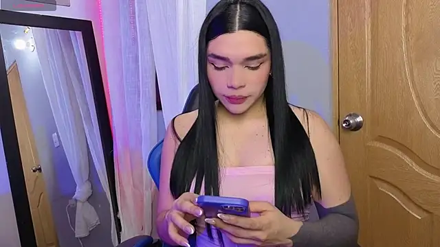 Snapshot of Veronica_111 chatting on July 2026 02:00:01 AM Veronica 111 online show from July 2026 02:00:01 AM