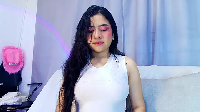 Snapshot of adara_johnson__ chatting on November 2025 11:47:02 AM adara johnson online show from November 2025 11:47:02 AM