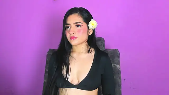 Snapshot of adara_johnson__ chatting on February 2025 11:44:02 AM adara johnson online show from February 2025 11:44:02 AM