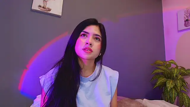 adara johnson   online show from May 2026 11:49:01 AM