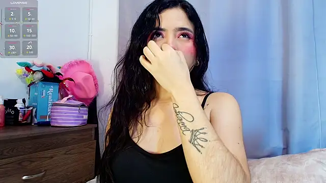 Snapshot of adara_johnson__ chatting on November 2025 11:47:01 AM adara johnson online show from November 2025 11:47:01 AM