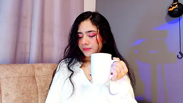 Snapshot of adara_johnson__ chatting on October 2025 11:45:01 AM adara johnson online show from October 2025 11:45:01 AM