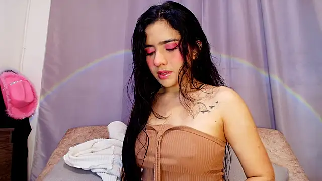 Snapshot of adara_johnson__ chatting on October 2025 11:42:02 AM adara johnson online show from October 2025 11:42:02 AM