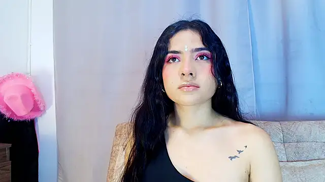 Snapshot of adara_johnson__ chatting on November 2025 12:21:02 PM adara johnson online show from November 2025 12:21:02 PM