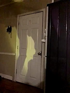 yosparky online show from November 2025 04:06:01 AM