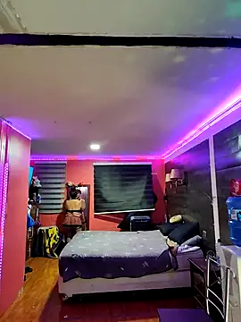 TRISH MILF online show from January 2025 12:15:01 AM