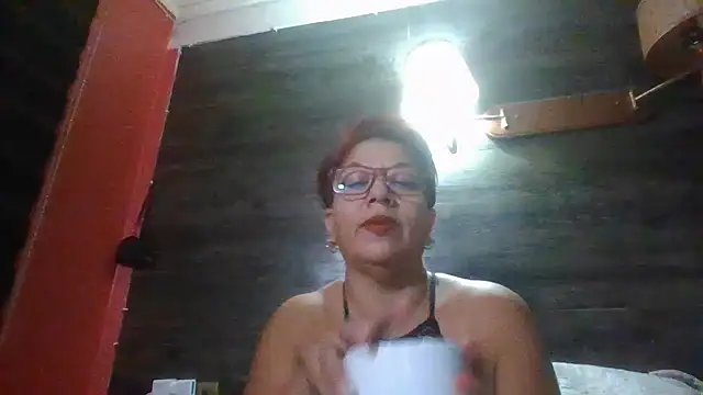 TRISH MILF online show from February 2025 09:38:01 AM